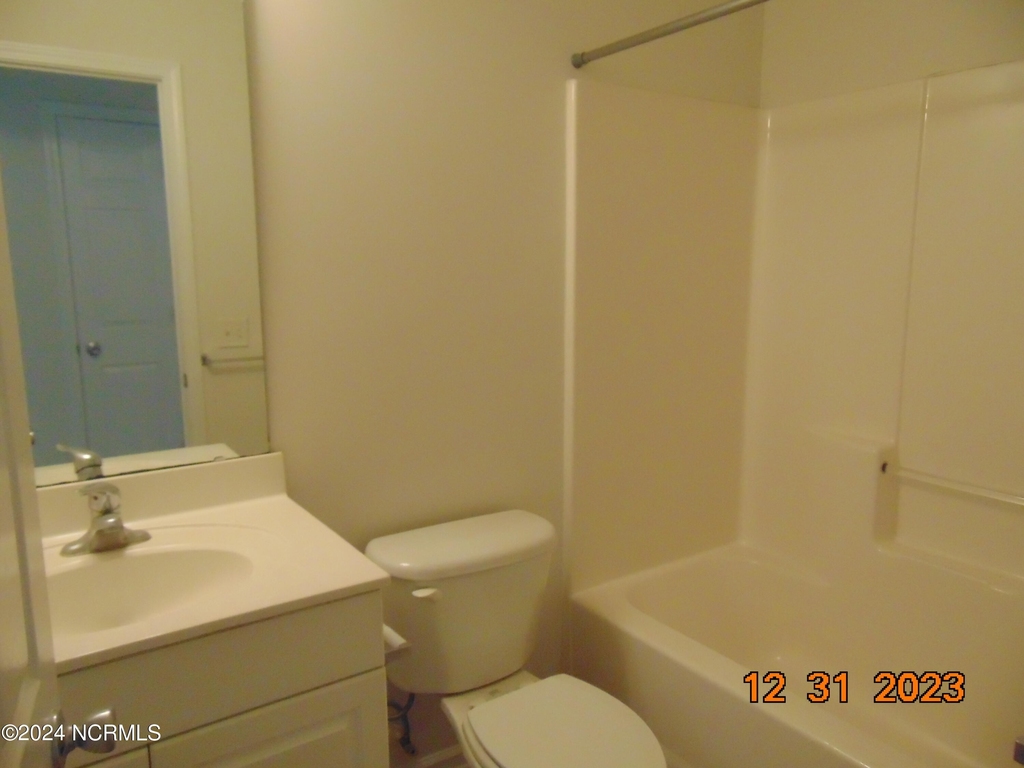 211 Horn Road - Photo 3