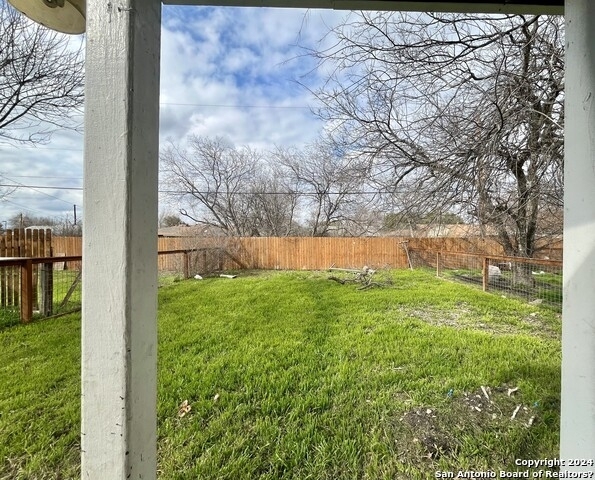 349 Tarasco St - Photo 14