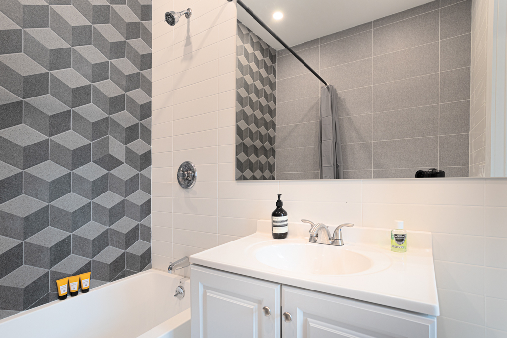 763 Park ave - Photo 4