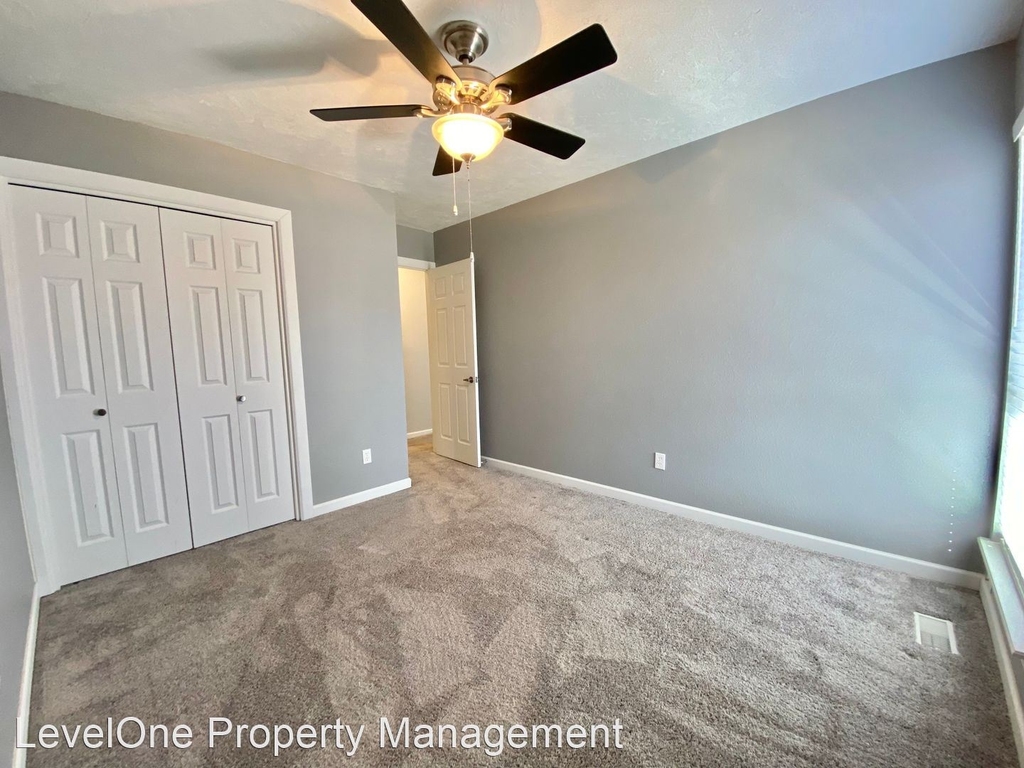 12424 Clarence Court - Photo 15
