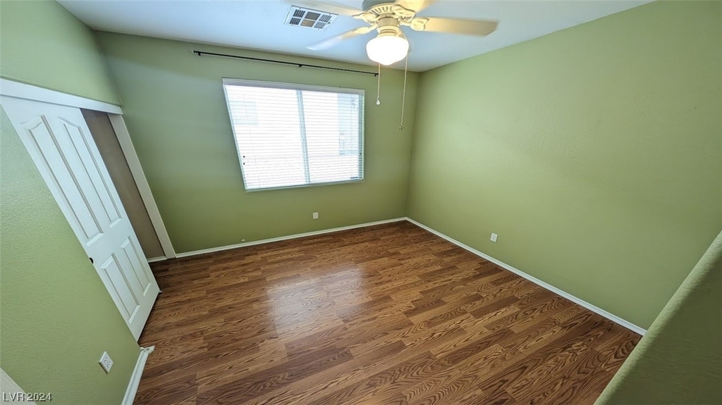 10673 Windrose Point Avenue - Photo 18