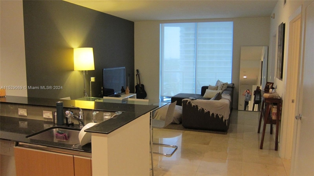 1060 Brickell Ave - Photo 4