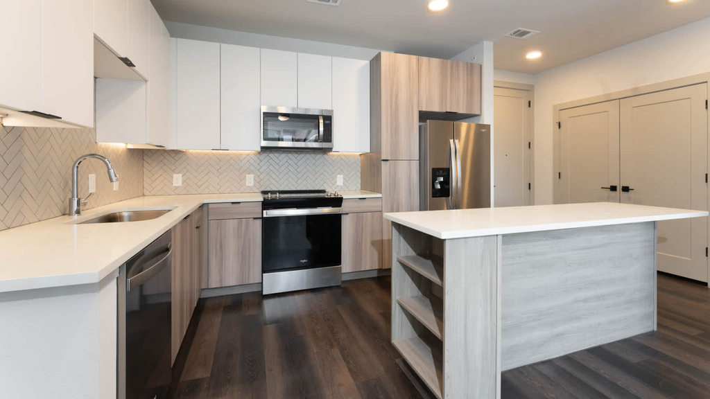 228 Athenia Drive - Photo 5