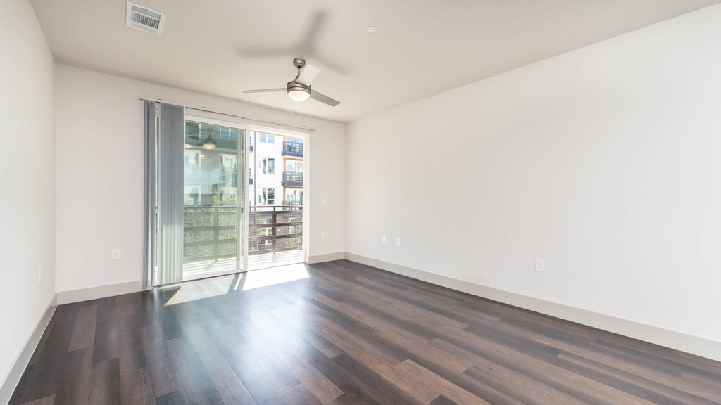 228 Athenia Drive - Photo 16