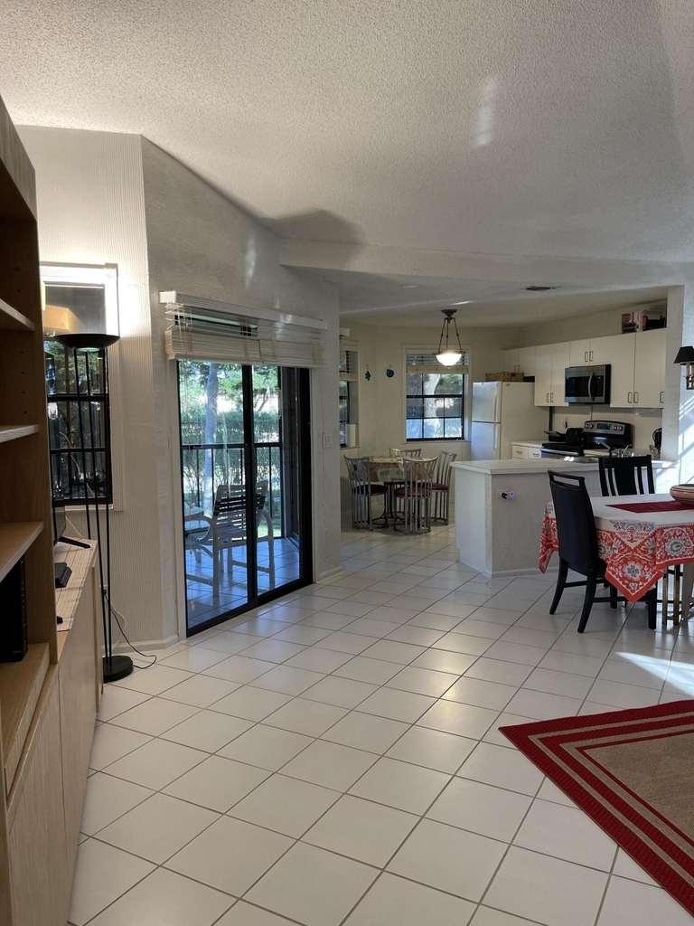 6650 Montego Bay Boulevard - Photo 8