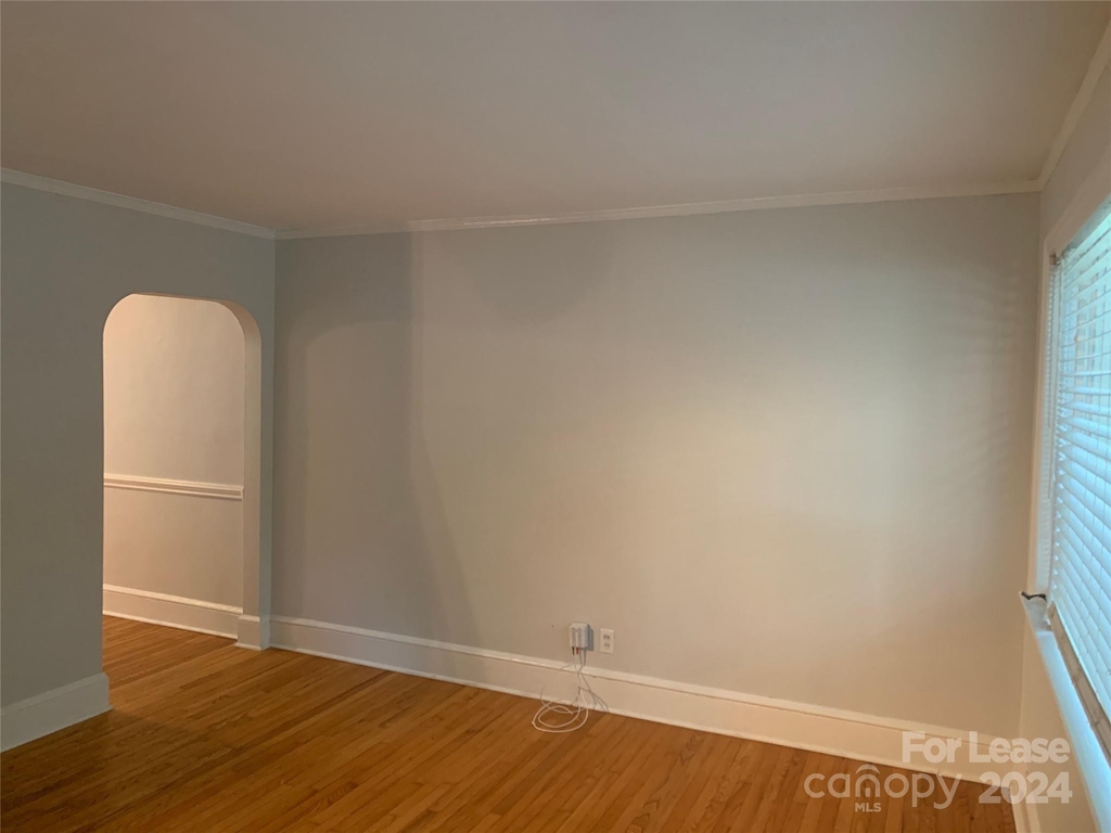 2103 Queens Road W - Photo 5