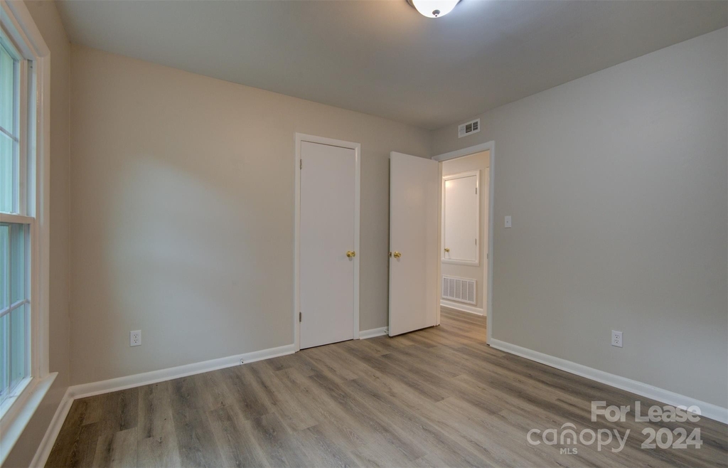 4615 Coronado Drive - Photo 11