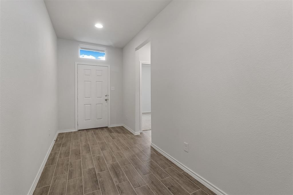 1620 Katharina Avenue - Photo 2