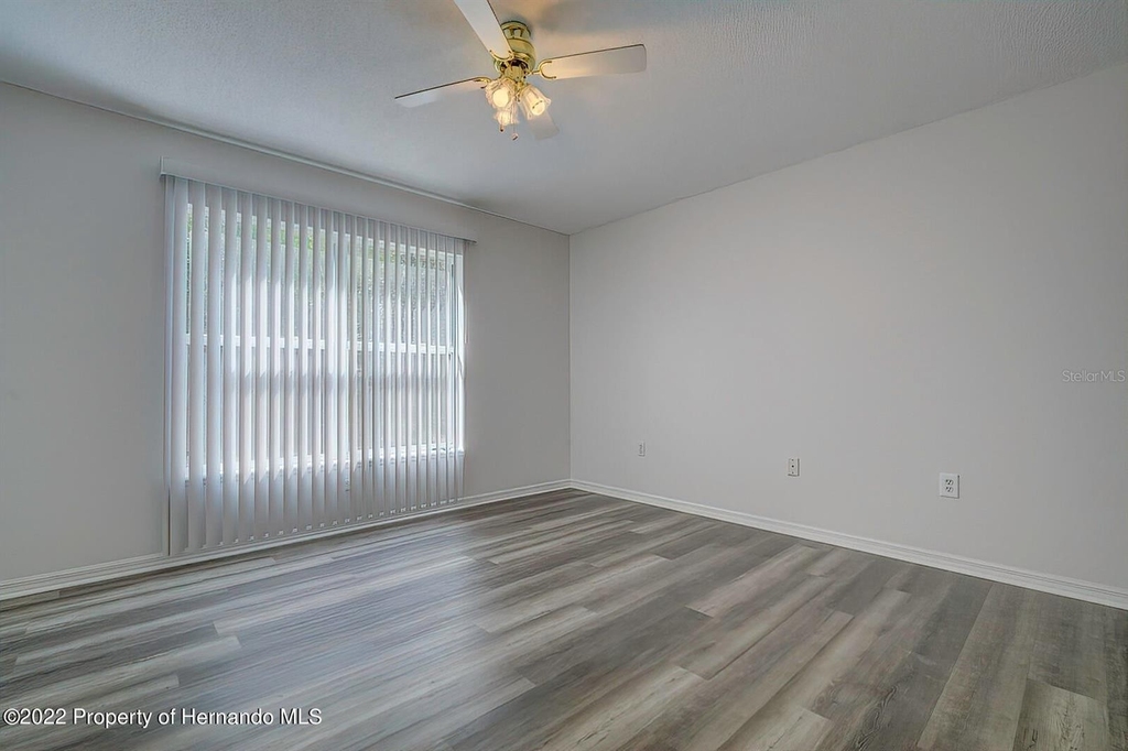 4965 Kirkwood Avenue - Photo 23