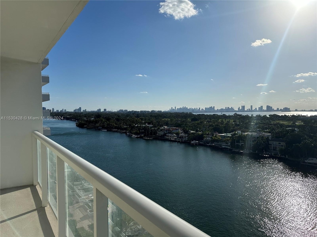 5750 Collins Ave - Photo 4