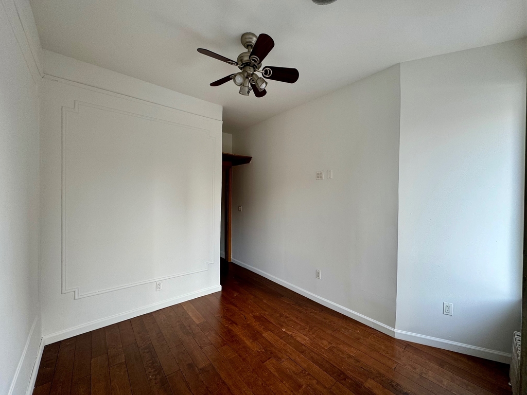 215 East 115th Street - Photo 6