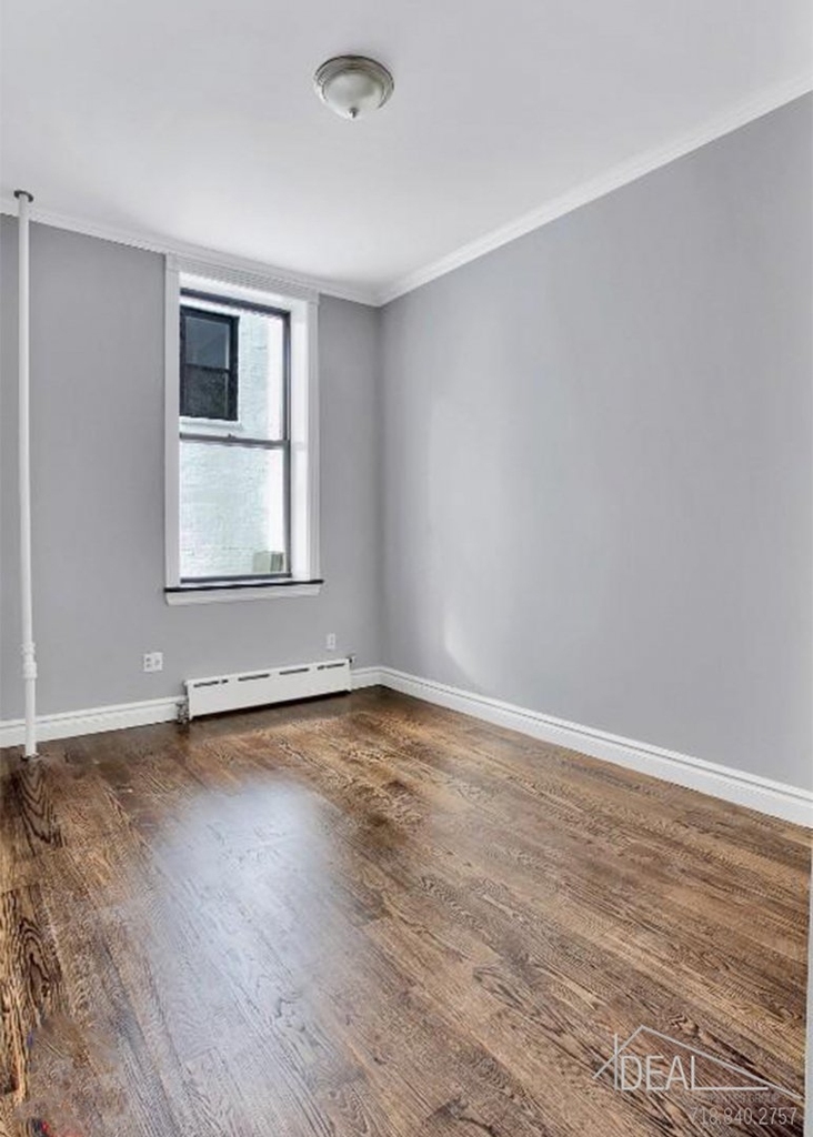 213 East 26th Street - Photo 4