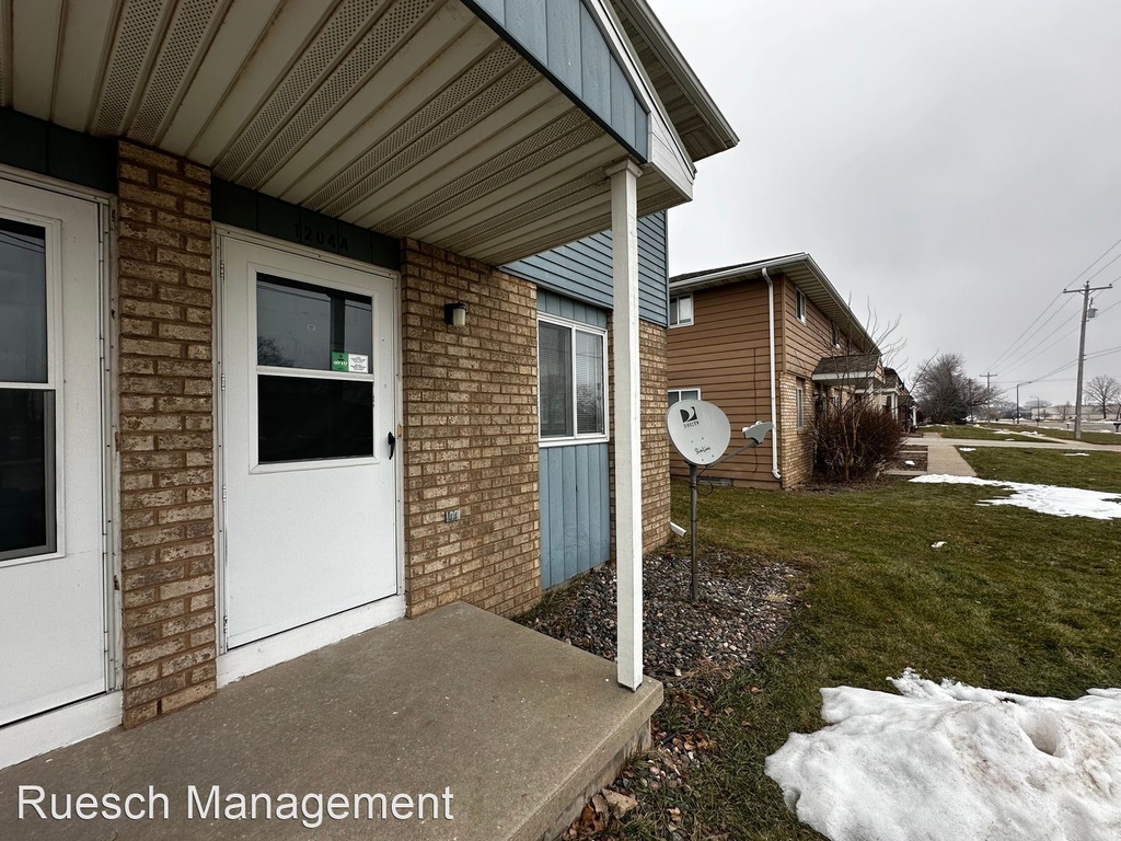 1204 Scheuring Rd - Photo 30