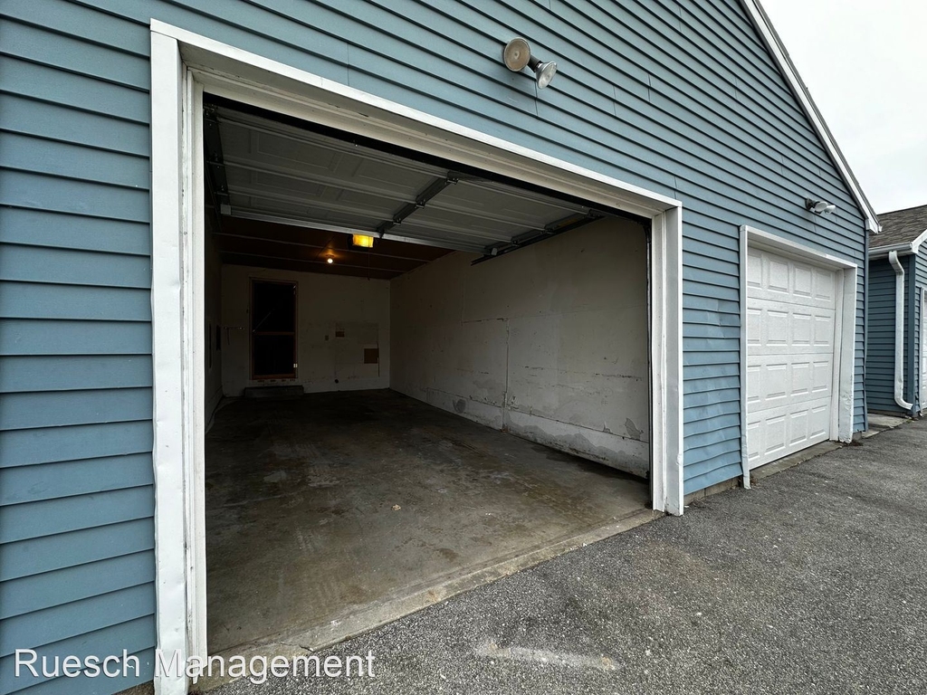 1204 Scheuring Rd - Photo 32