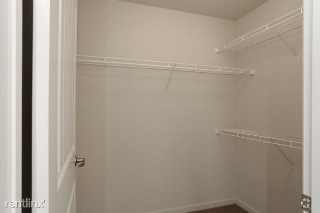 102 N. Fowler Ave - Photo 21