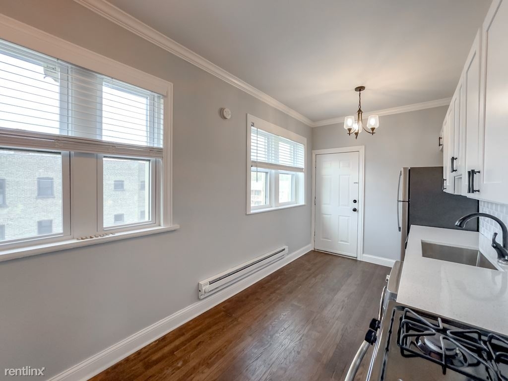 1130 Maple, Unit 9 - Photo 2