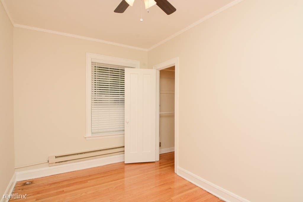 4218 N. Clark, Unit 7 - Photo 14