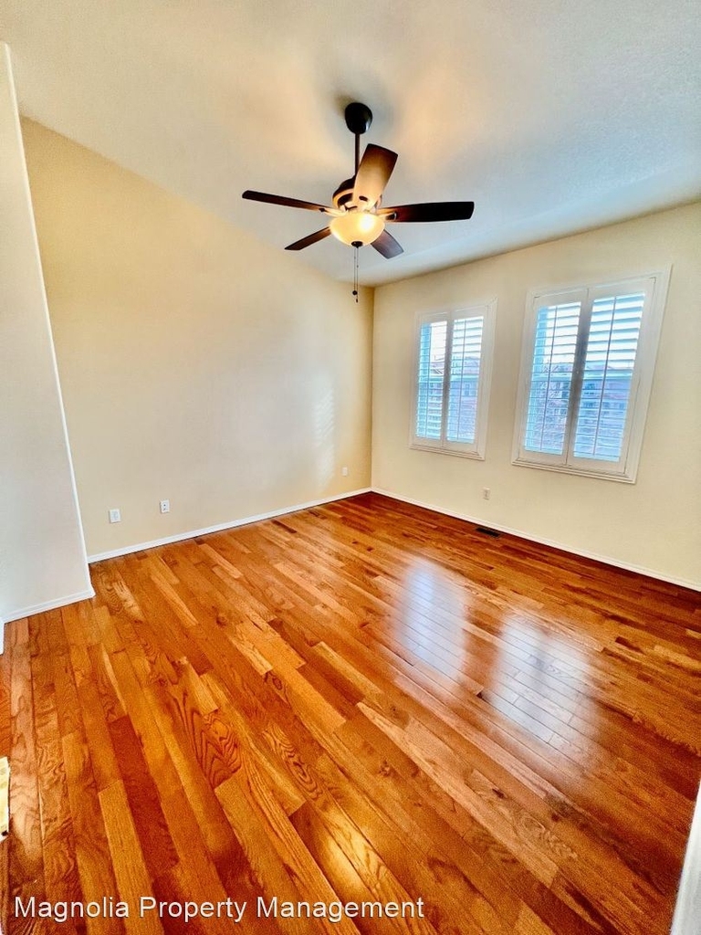 7110 Sand Crest View - Photo 16