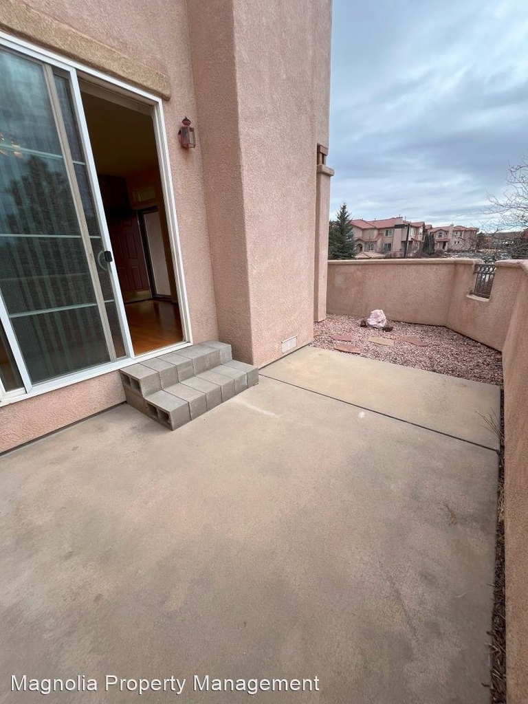 7110 Sand Crest View - Photo 2