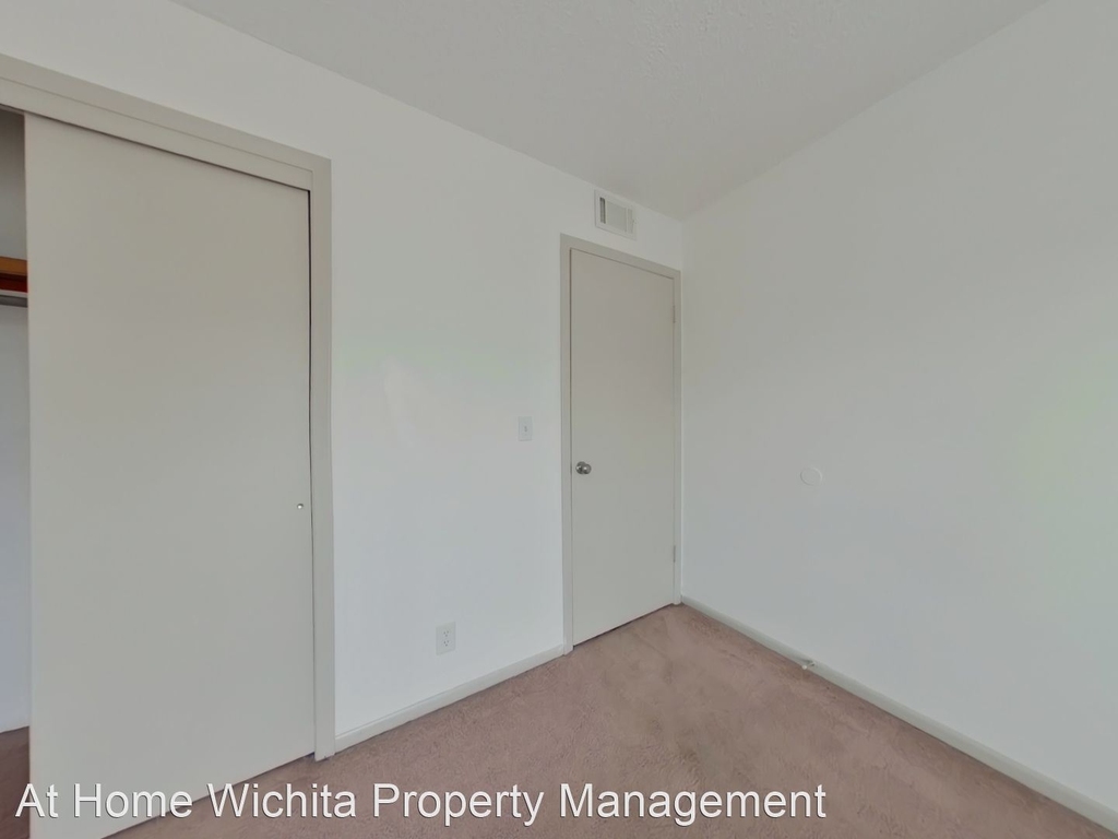 222 N Acadia - 1 - Photo 10