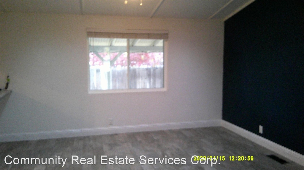 945 Davis Street - Photo 6