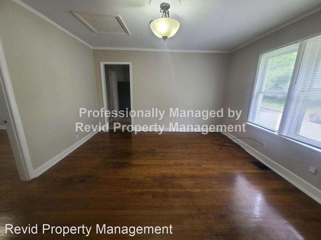 3624 Marion Ave - Photo 5