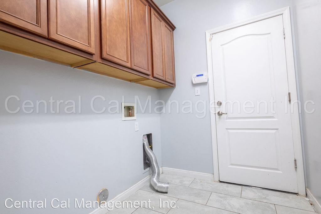 2604 Lacorte Pl - Photo 23