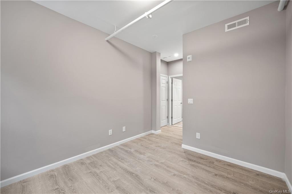 108 N Kensico Avenue - Photo 11