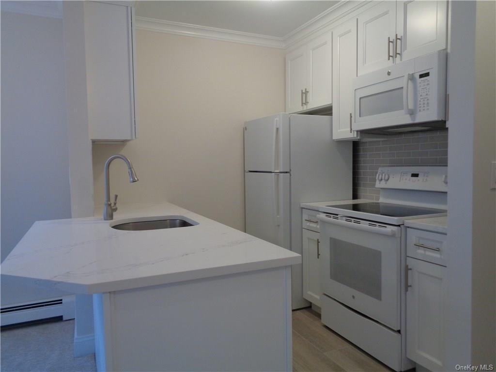 121 King Street - Photo 1