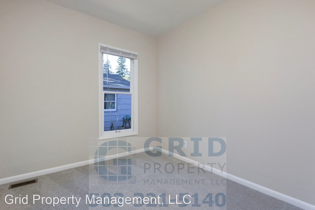 10823 Se Schiller St - Photo 12