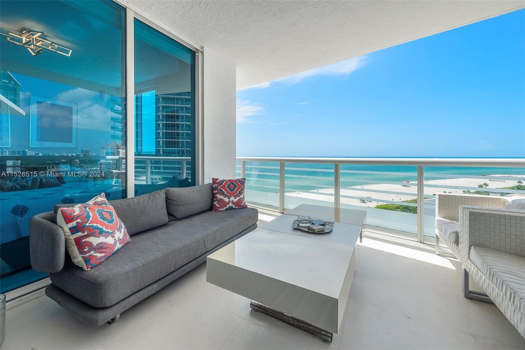 3801 Collins Ave - Photo 4