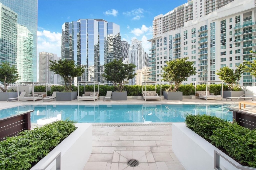 1300 Brickell Bay Dr - Photo 15