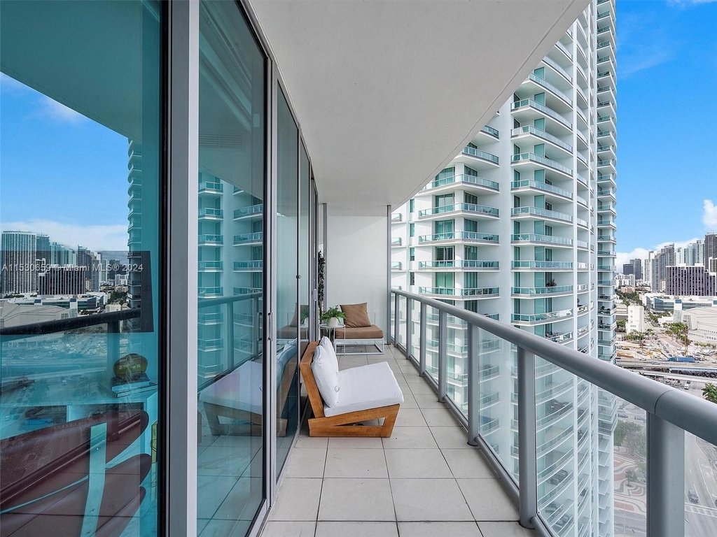 888 Biscayne Blvd - Photo 17