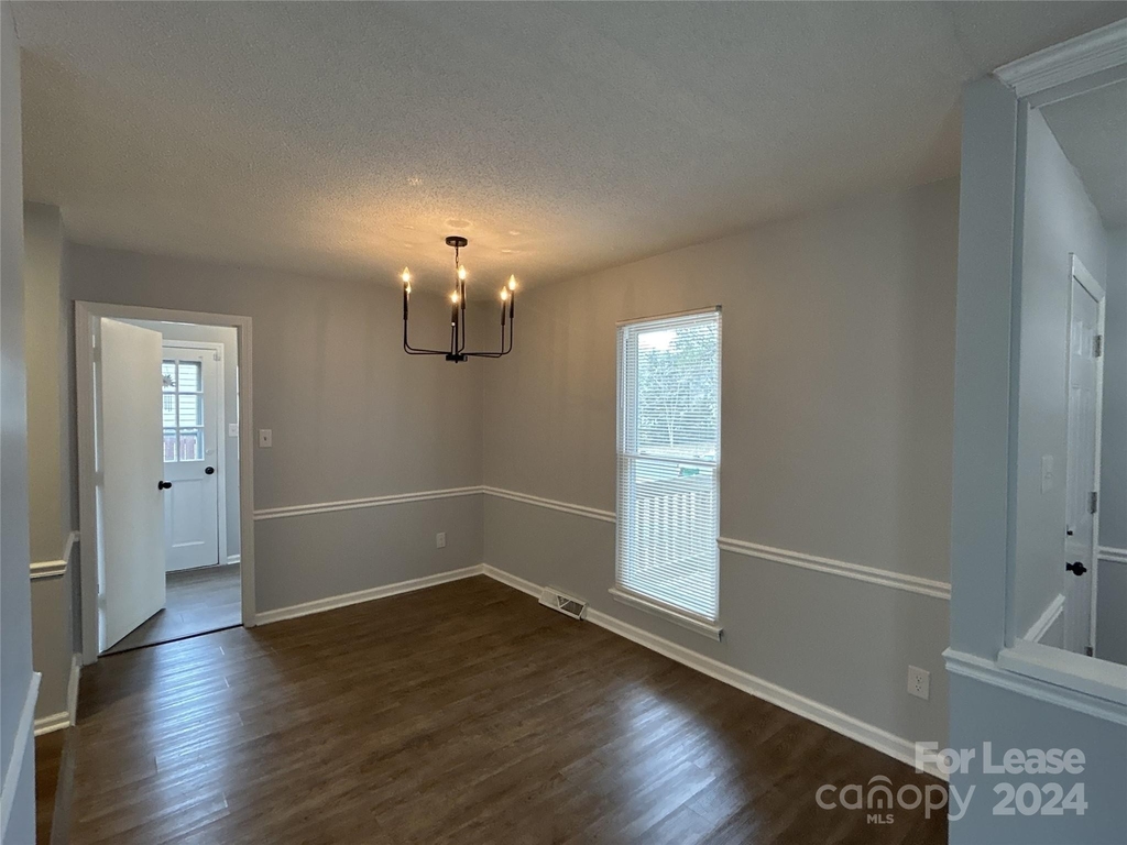 6219 Old Meadow Road - Photo 5