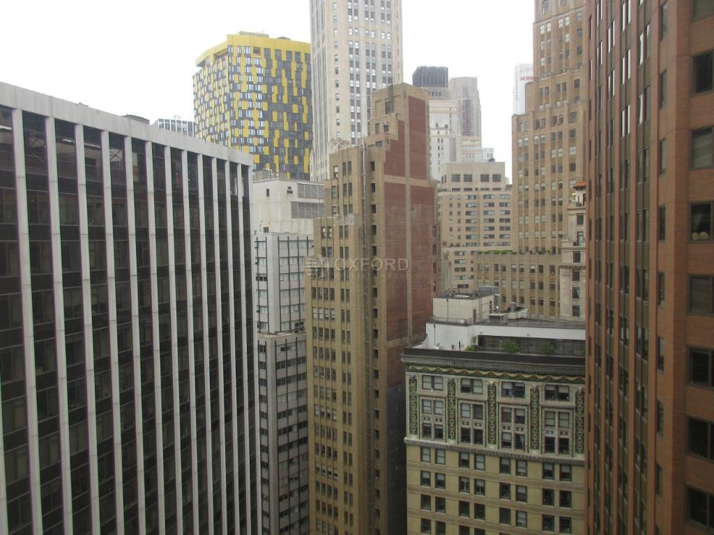 Wall Street - Photo 9