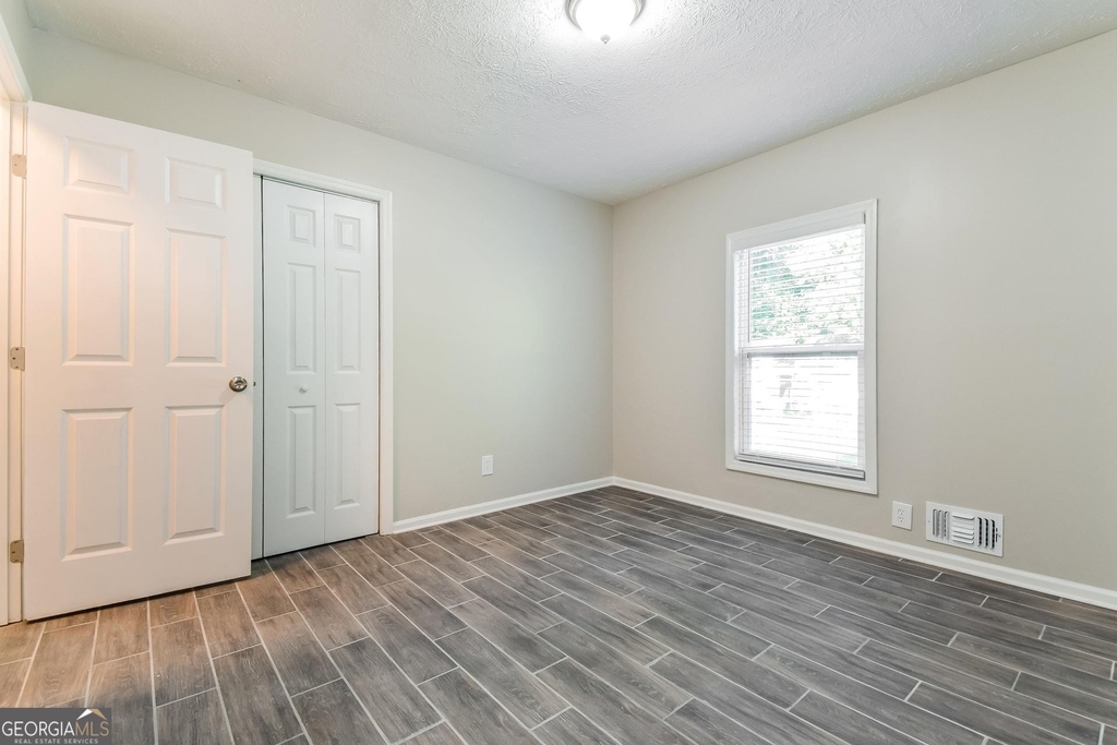 1291 Silver Spur Court - Photo 11