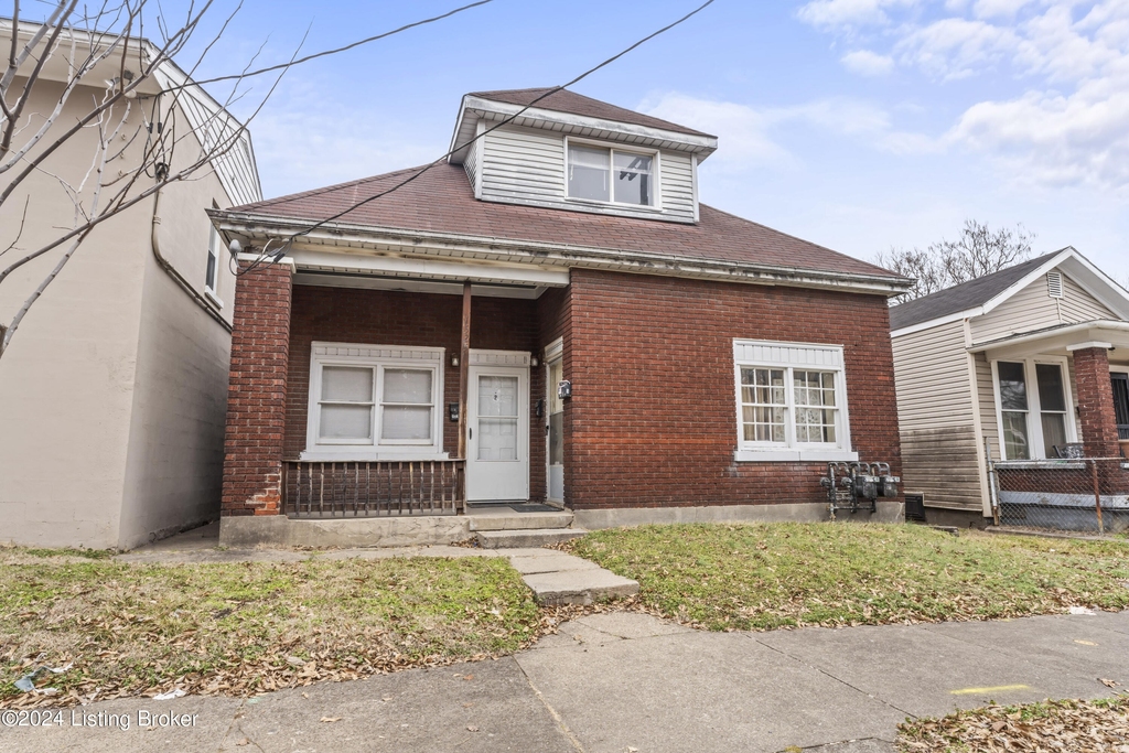 1525 Anderson St - Photo 0