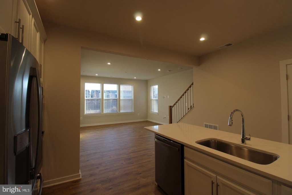 44590 Wolfhound Square - Photo 13