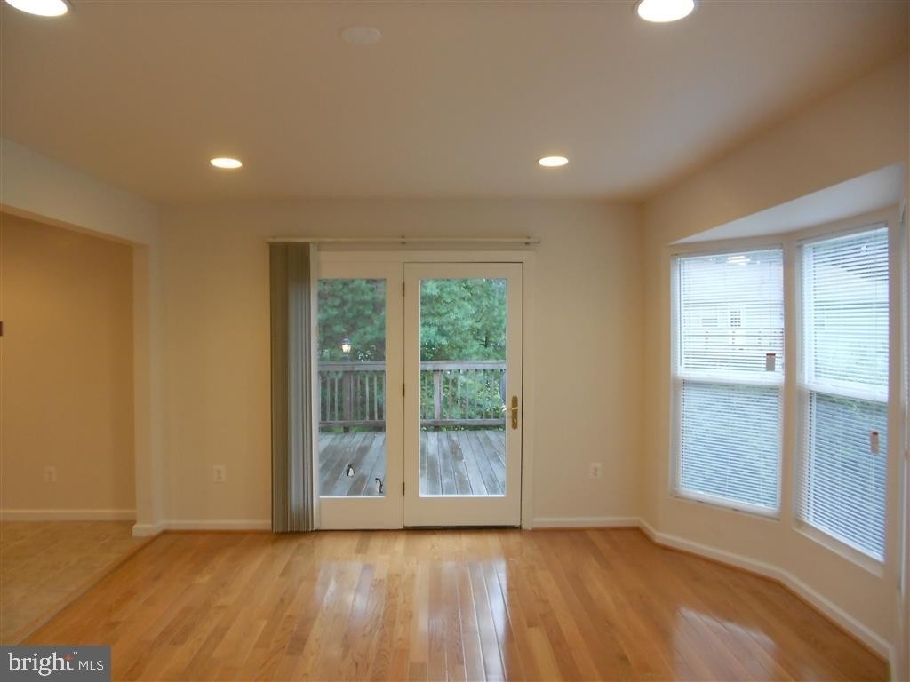 2154 Arden Street - Photo 6