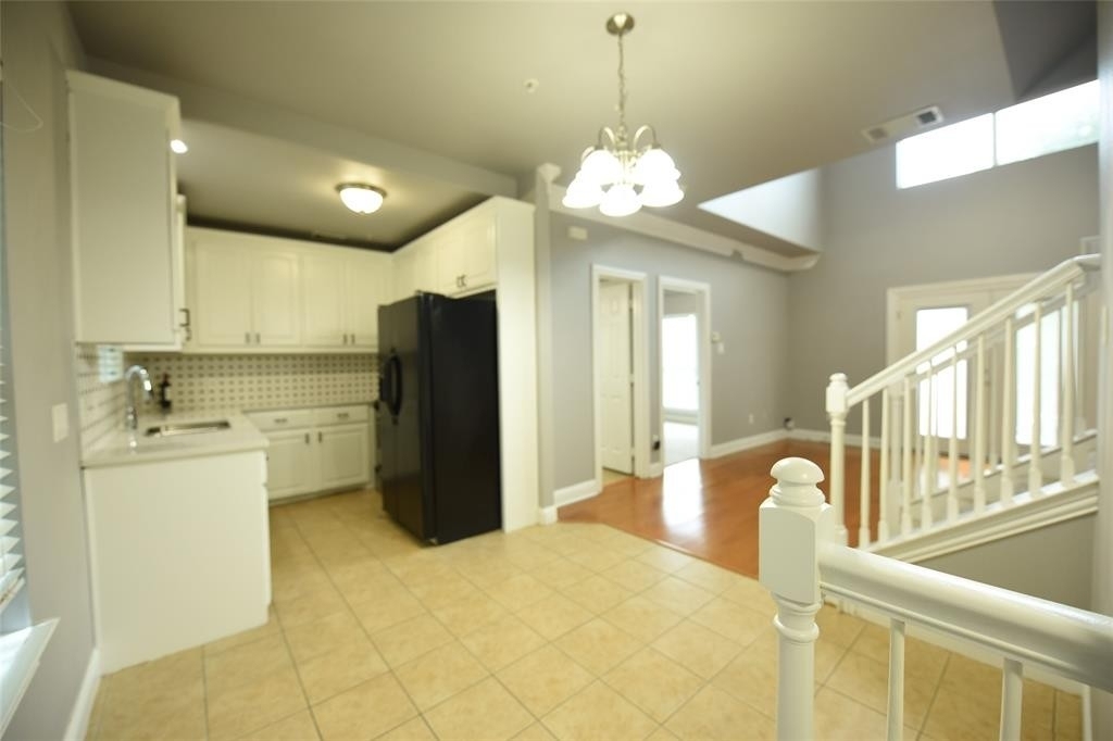 5617 Bryan Parkway - Photo 9