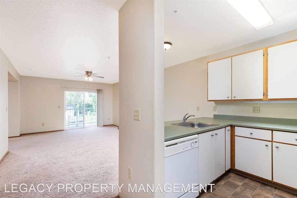 12110 E Burnside Street - Photo 27