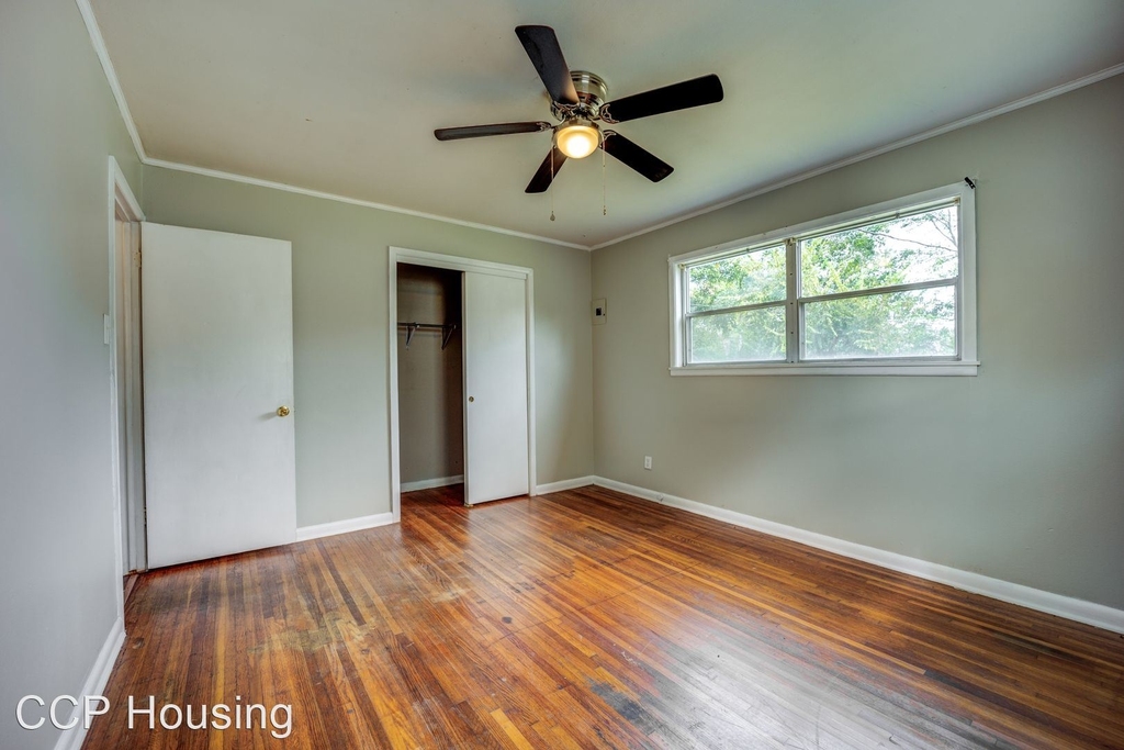 3815 Barry Avenue - Photo 14