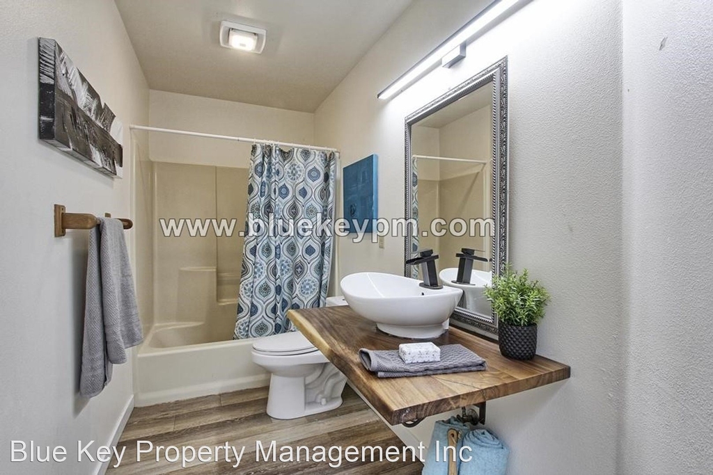 9935 Sw 163rd Avenue - Photo 17