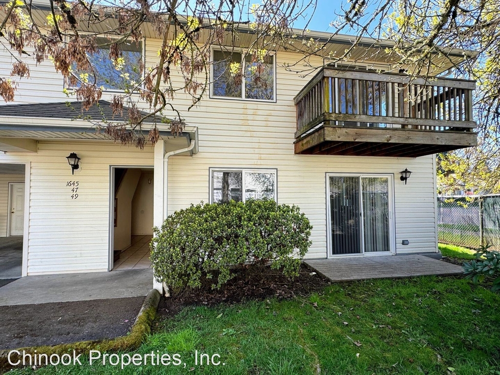 1645 River Rd - Photo 1