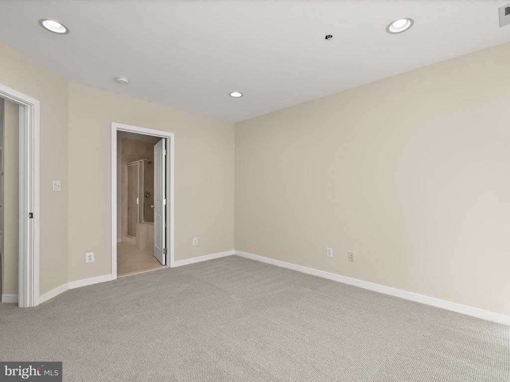 2356 Cobble Hill Ter - Photo 15