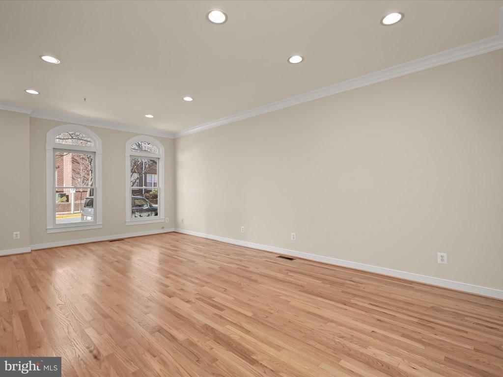 2356 Cobble Hill Ter - Photo 4