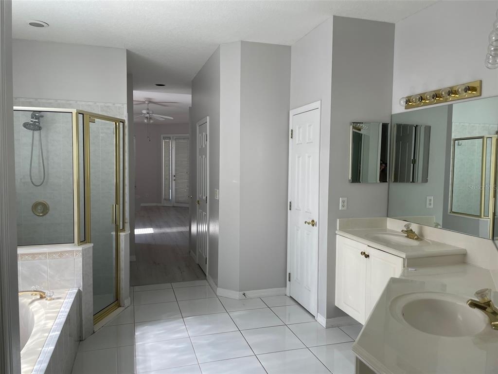 8900 Heritage Bay Circle - Photo 11