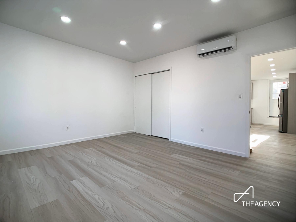 222 22nd Street - Photo 11