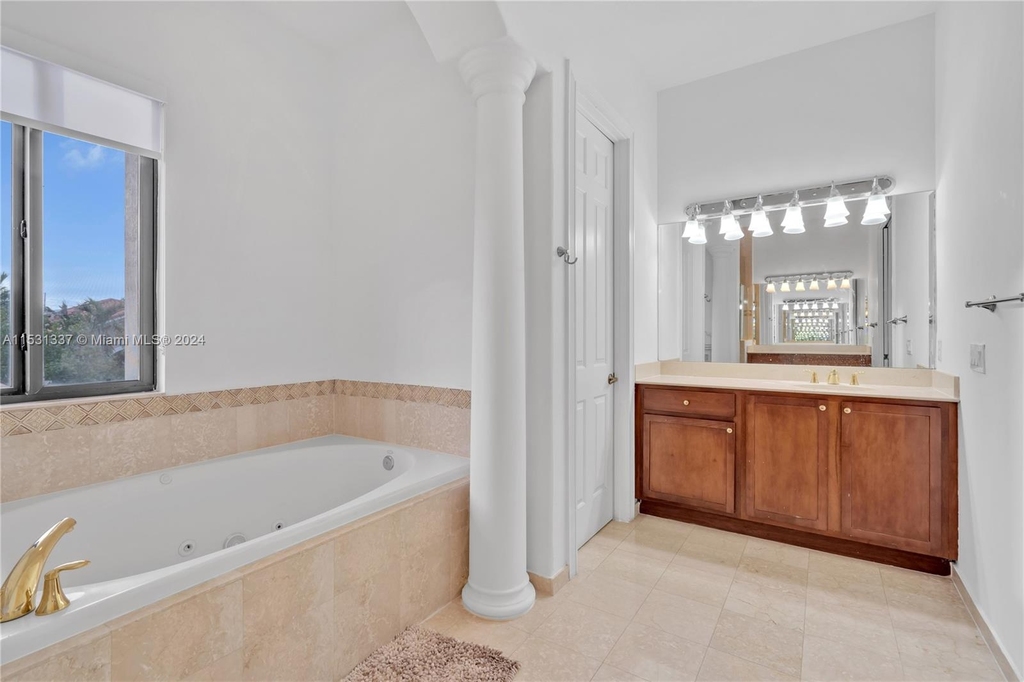 19347 Sw 79th Pl - Photo 39