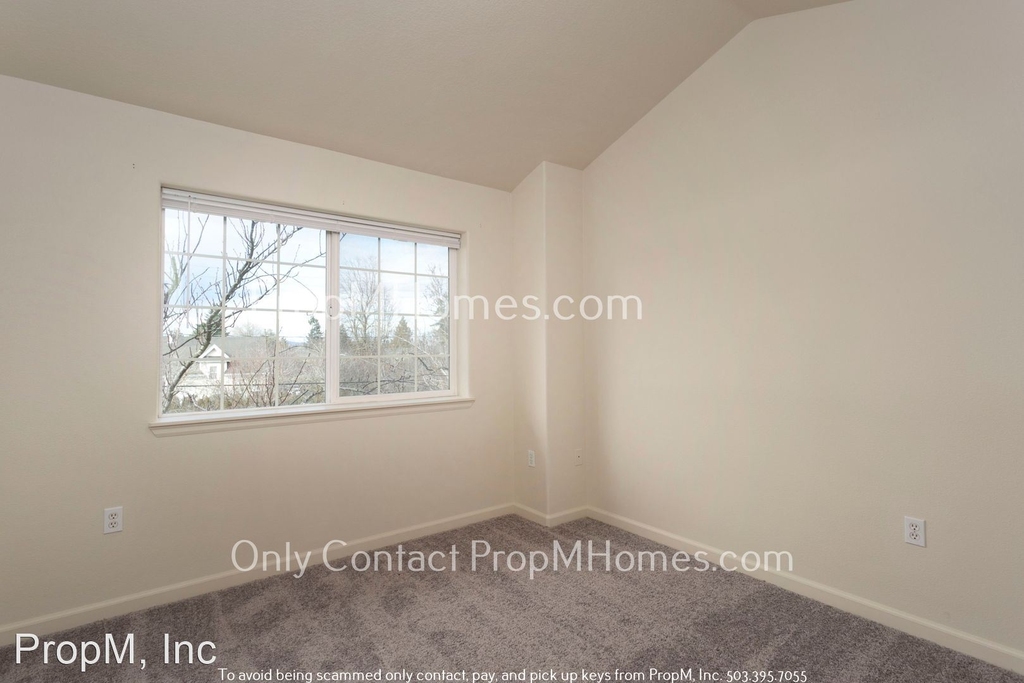 7602-7616 N Fiske Avenue - Photo 9